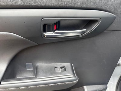 2022 Toyota Highlander Hybrid Bronze Edition