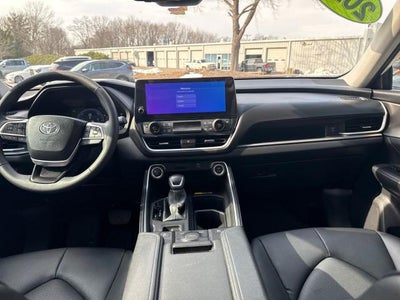 2024 Toyota Grand Highlander Hybrid XLE