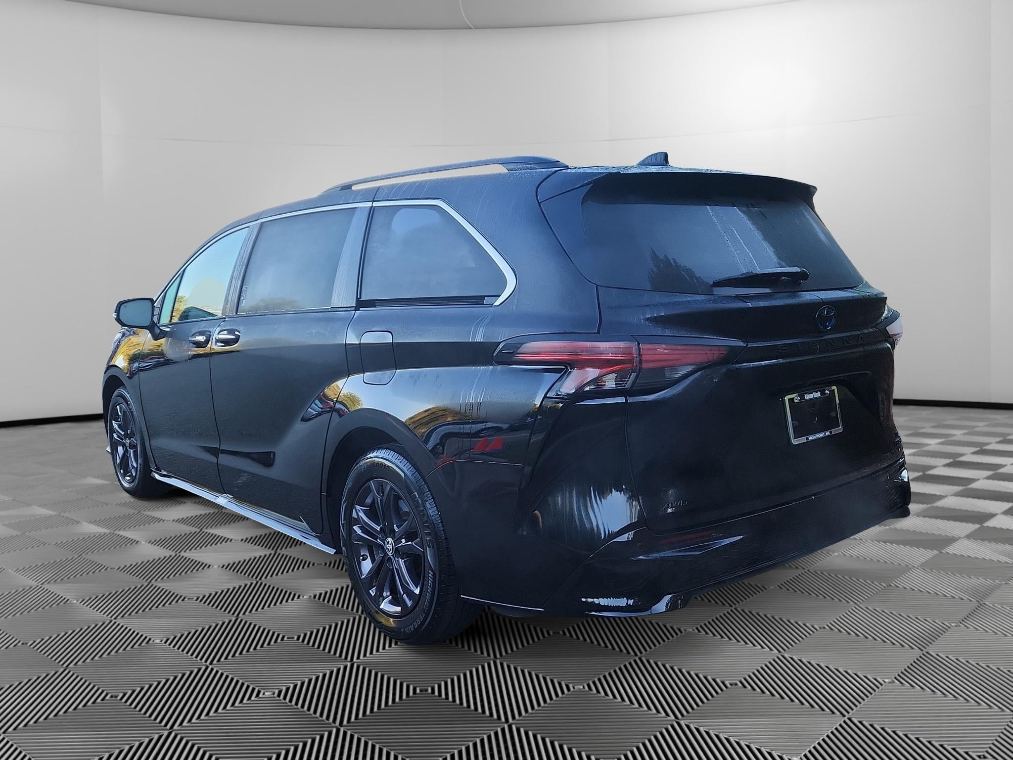 2024 Toyota Sienna XSE