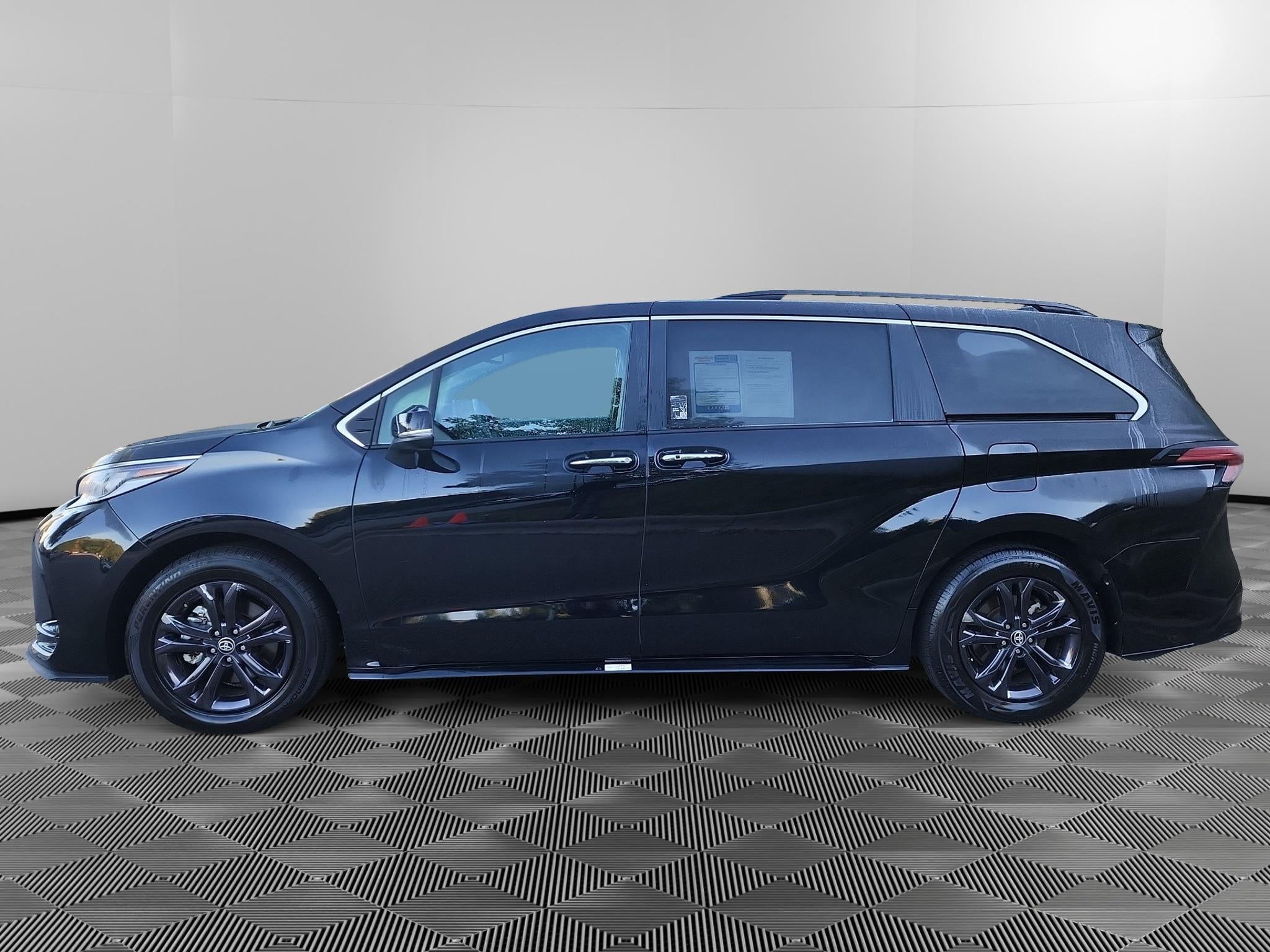 2024 Toyota Sienna XSE