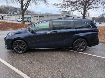 2022 Toyota Sienna XSE