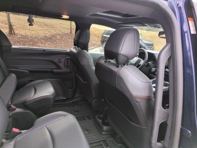 2022 Toyota Sienna XSE