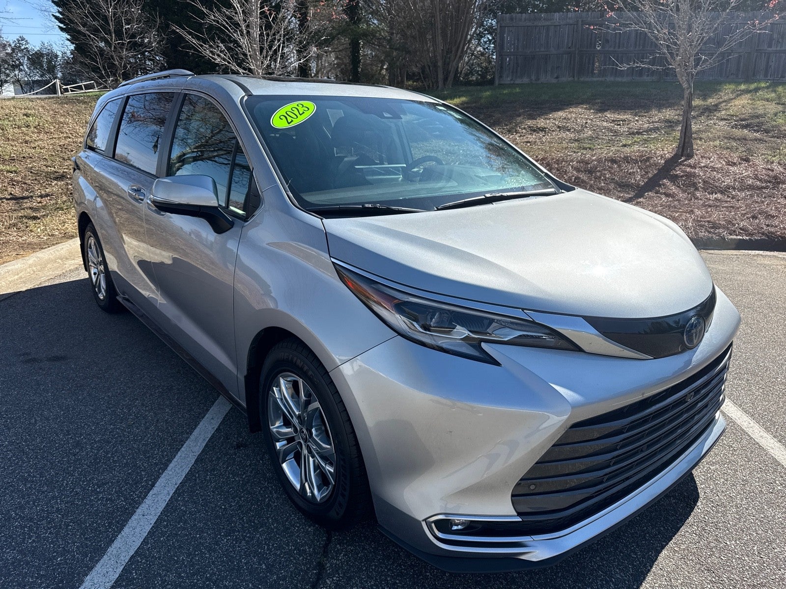 2023 Toyota Sienna Platinum