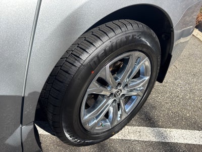 2023 Toyota Sienna Platinum