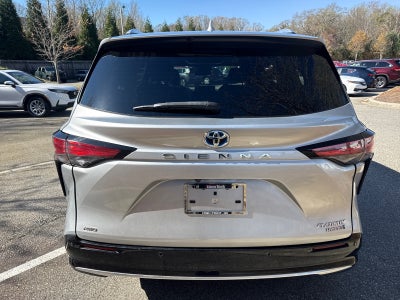 2023 Toyota Sienna Platinum