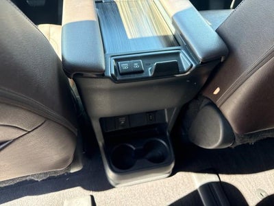 2023 Toyota Sienna Platinum