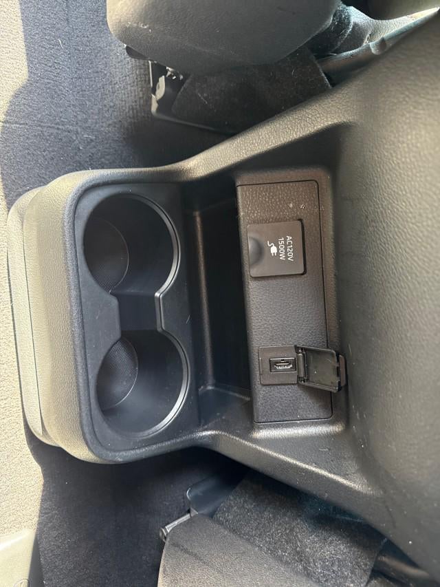 2023 Toyota Sienna Platinum