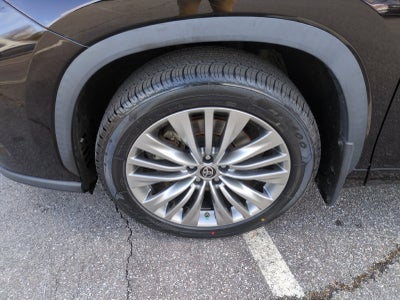 2020 Toyota Highlander Platinum