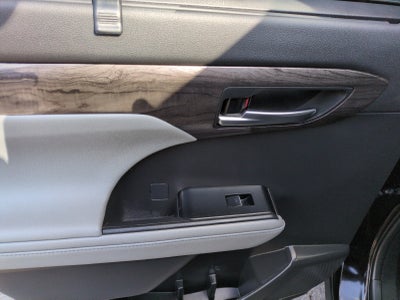 2020 Toyota Highlander Platinum