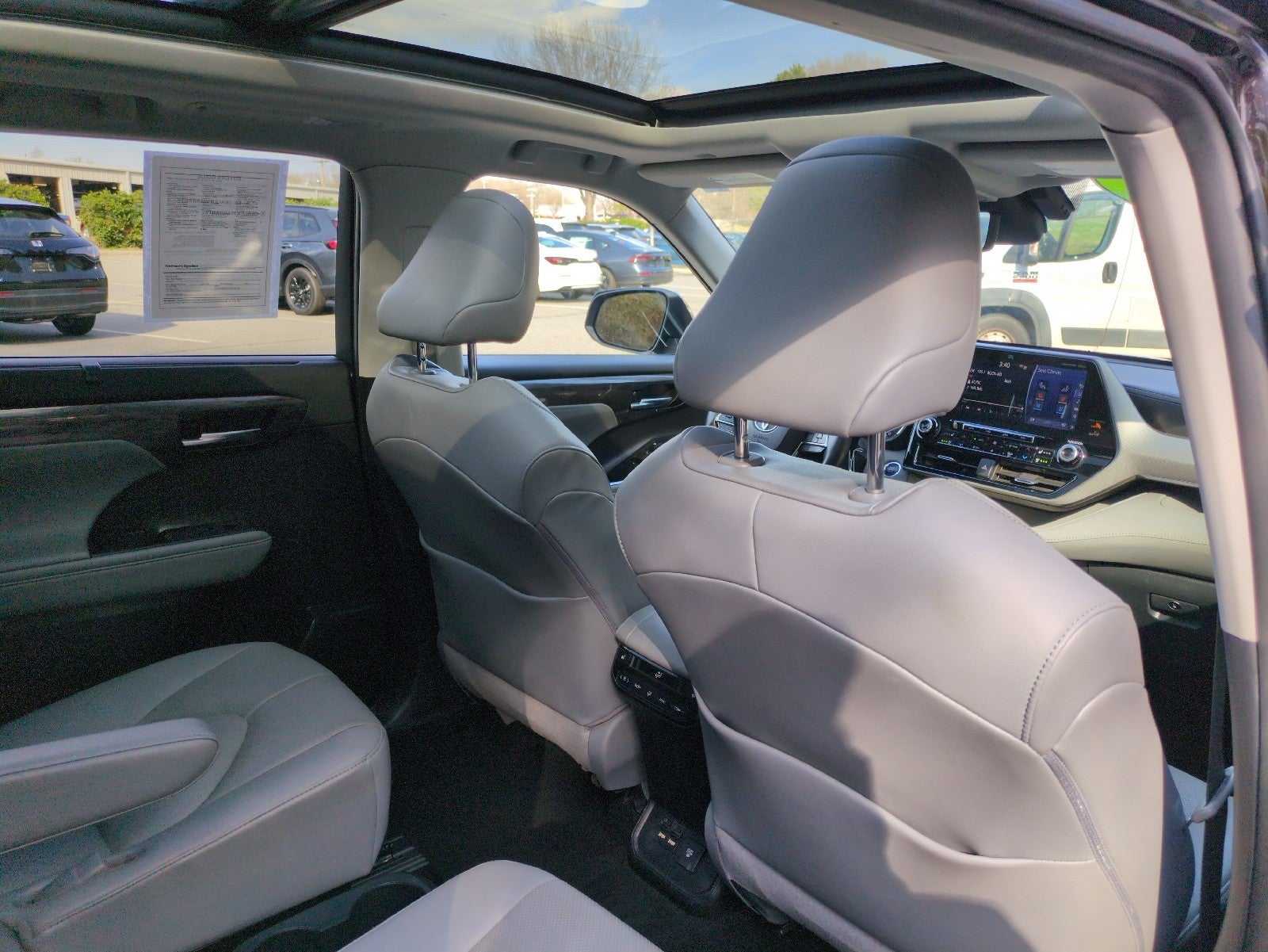 2020 Toyota Highlander Platinum