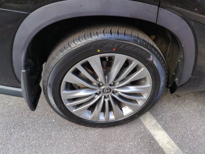 2020 Toyota Highlander Platinum