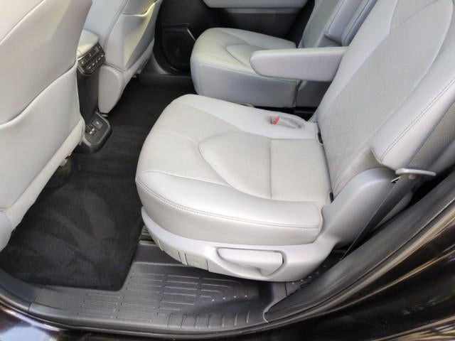 2020 Toyota Highlander Platinum