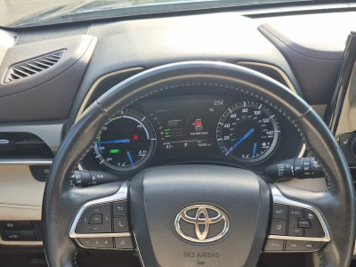 2020 Toyota Highlander Hybrid XLE