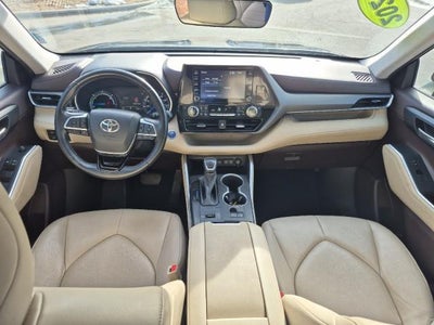 2020 Toyota Highlander Hybrid XLE