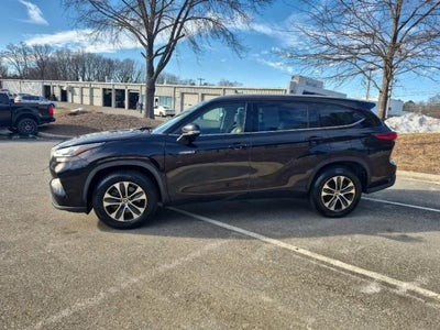 2020 Toyota Highlander Hybrid XLE