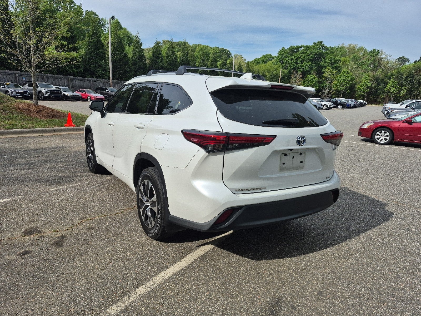 2022 Toyota Highlander Hybrid XLE
