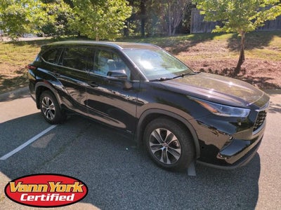 2021 Toyota Highlander Hybrid XLE