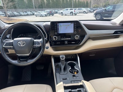 2021 Toyota Highlander XLE