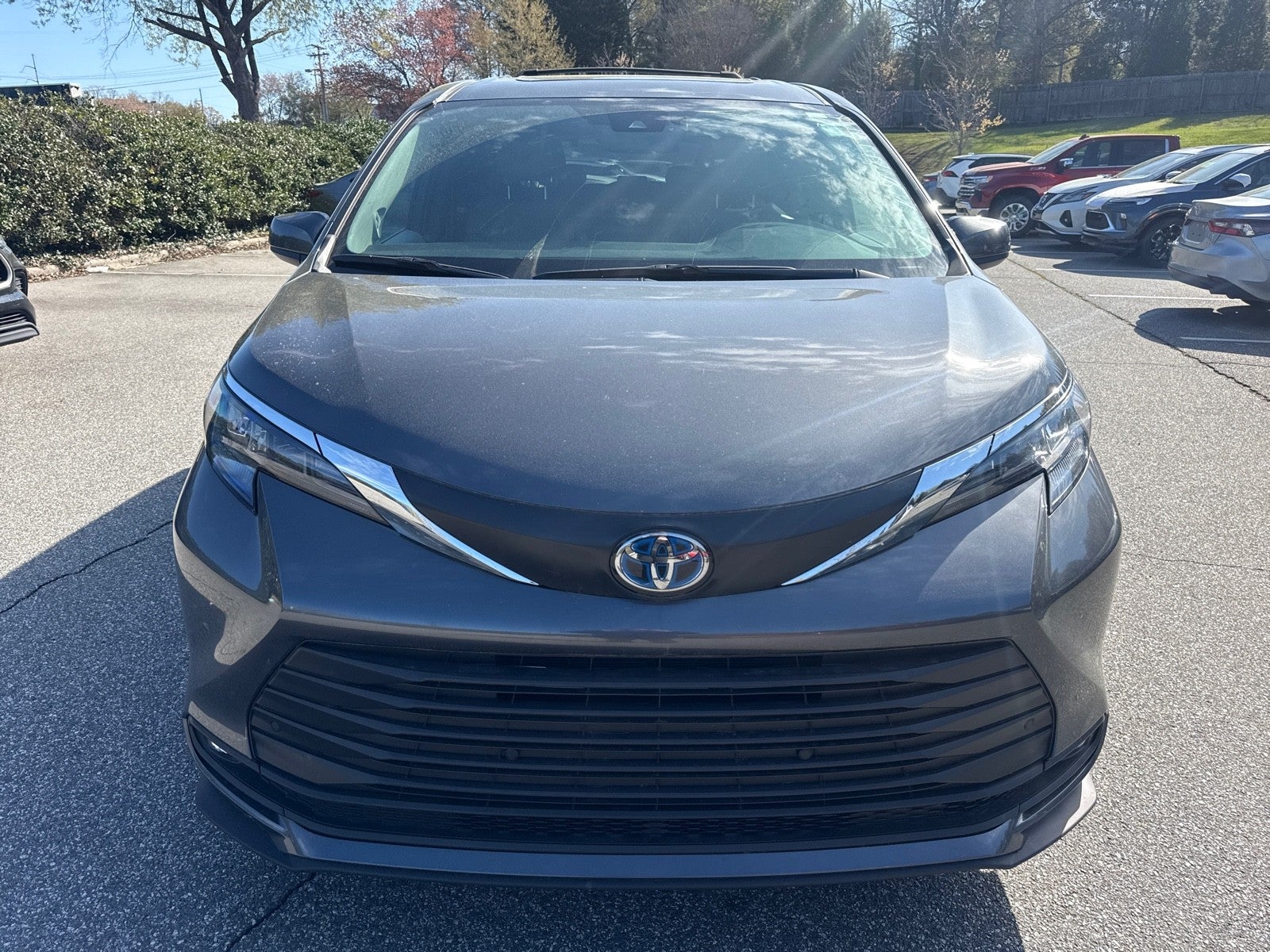 2025 Toyota Sienna XLE