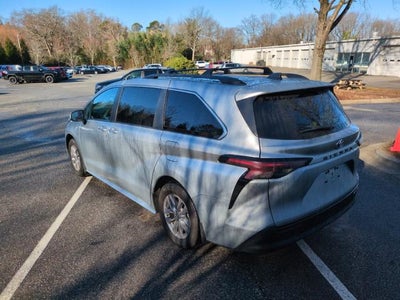 2024 Toyota Sienna XLE