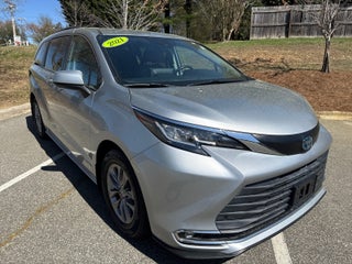 2021 Toyota Sienna XLE