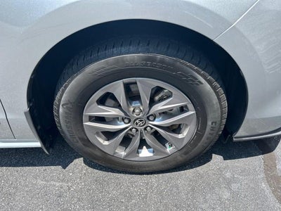 2021 Toyota Sienna XLE