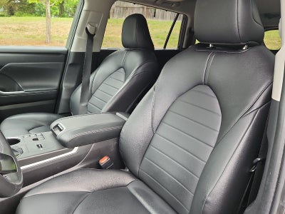 2024 Toyota Highlander Hybrid XLE