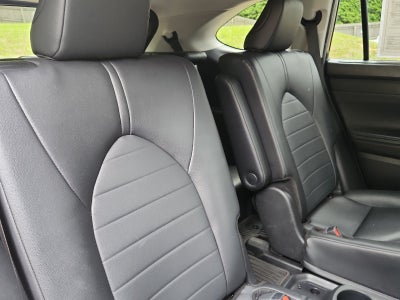 2024 Toyota Highlander Hybrid XLE
