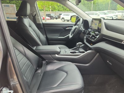 2024 Toyota Highlander Hybrid XLE