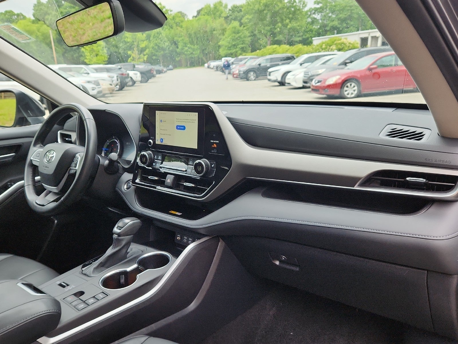 2024 Toyota Highlander Hybrid XLE