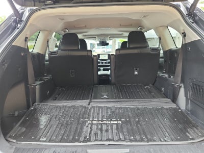 2024 Toyota Highlander Hybrid XLE