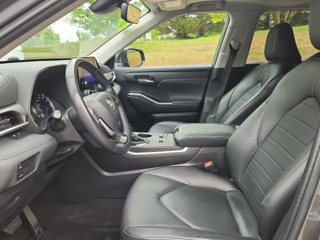2024 Toyota Highlander Hybrid XLE