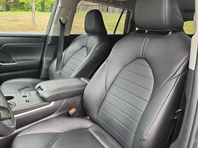 2024 Toyota Highlander Hybrid XLE