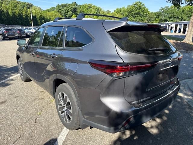 2024 Toyota Highlander Hybrid XLE