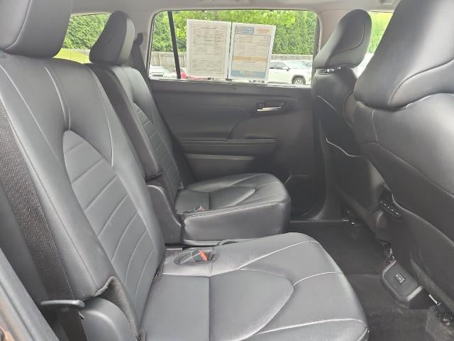 2024 Toyota Highlander Hybrid XLE