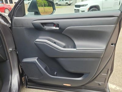2024 Toyota Highlander Hybrid XLE