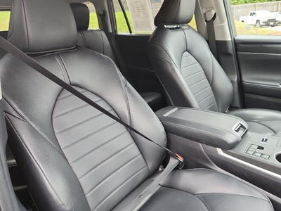 2024 Toyota Highlander Hybrid XLE