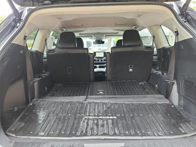 2024 Toyota Highlander Hybrid XLE