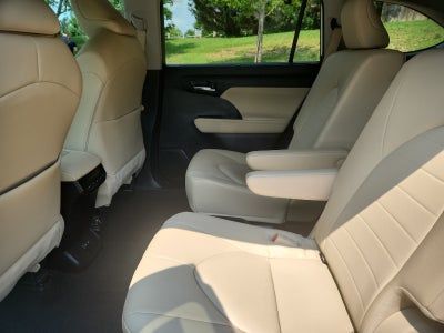 2024 Toyota Highlander XLE