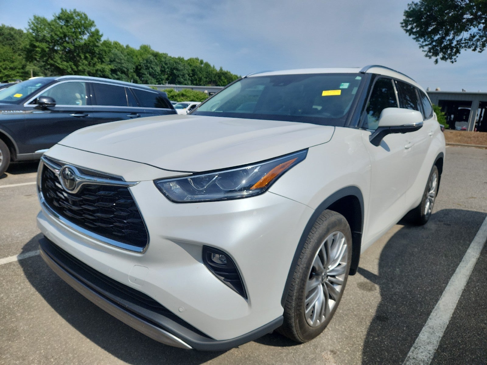 2024 Toyota Highlander Platinum