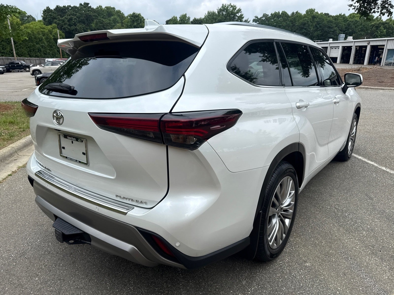 2024 Toyota Highlander Platinum