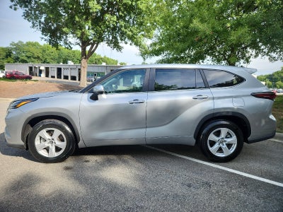 2025 Toyota Highlander LE