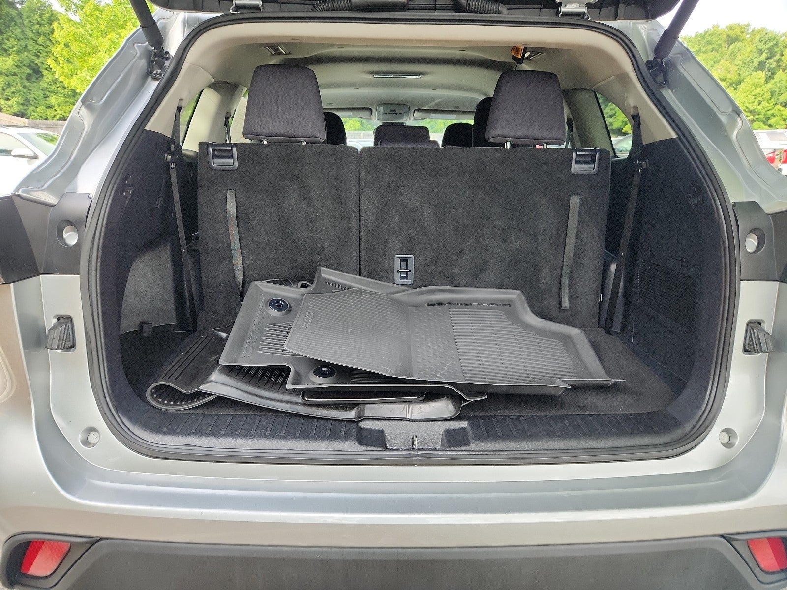 2025 Toyota Highlander LE