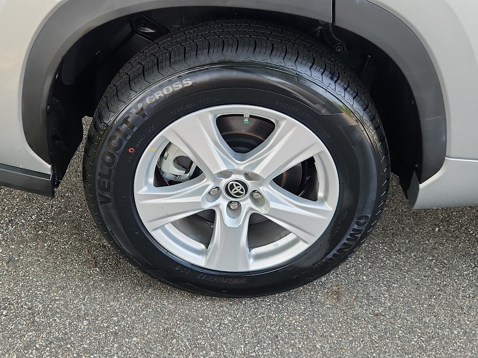 2025 Toyota Highlander LE