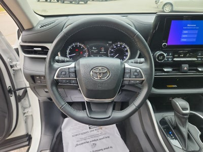 2023 Toyota Highlander XLE