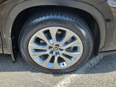 2025 Toyota Highlander Limited