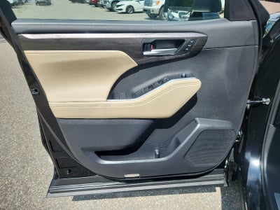 2025 Toyota Highlander Limited