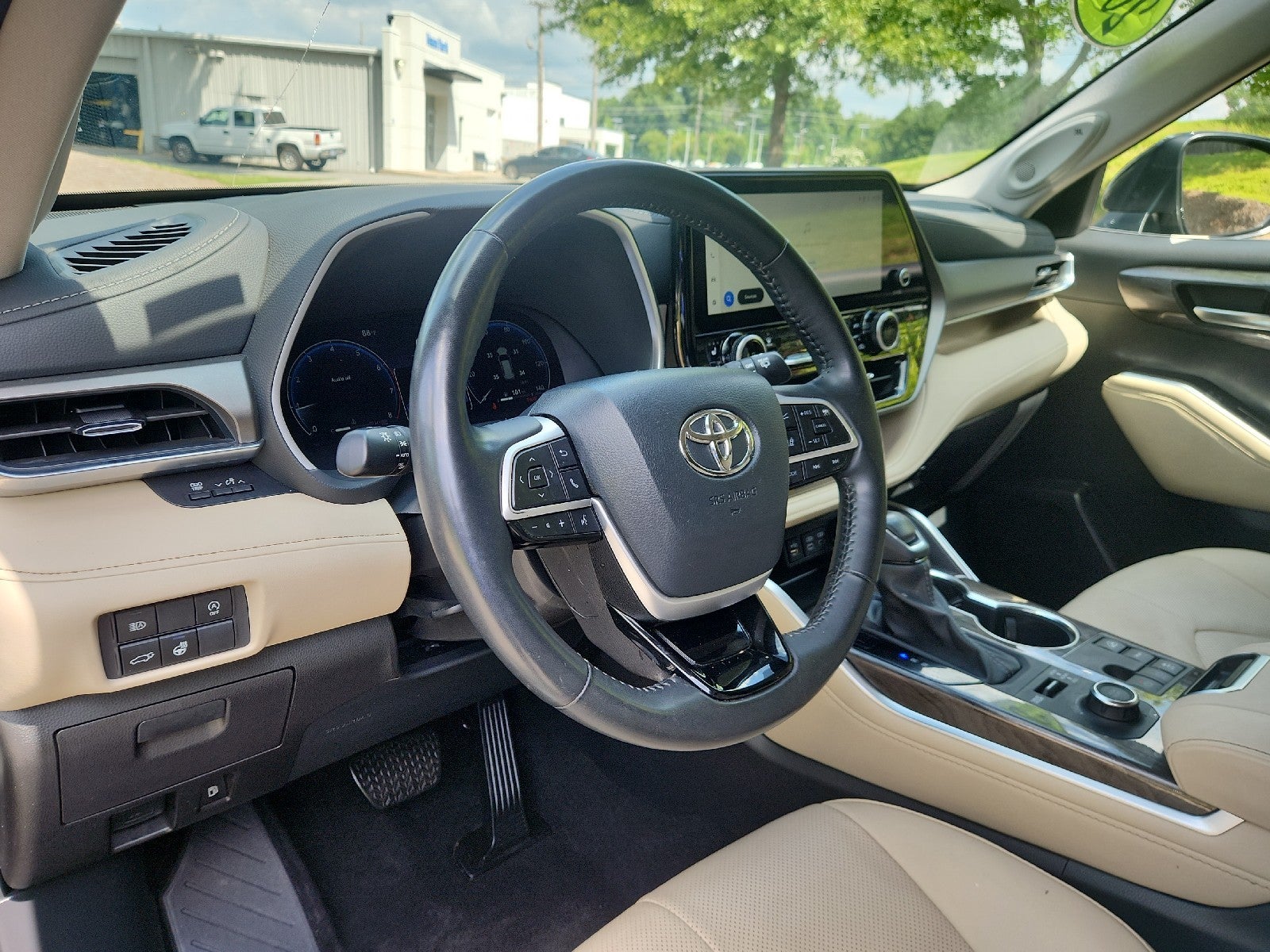 2025 Toyota Highlander Limited