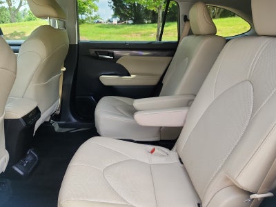 2025 Toyota Highlander Limited