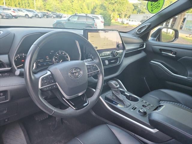 2023 Toyota Highlander XSE
